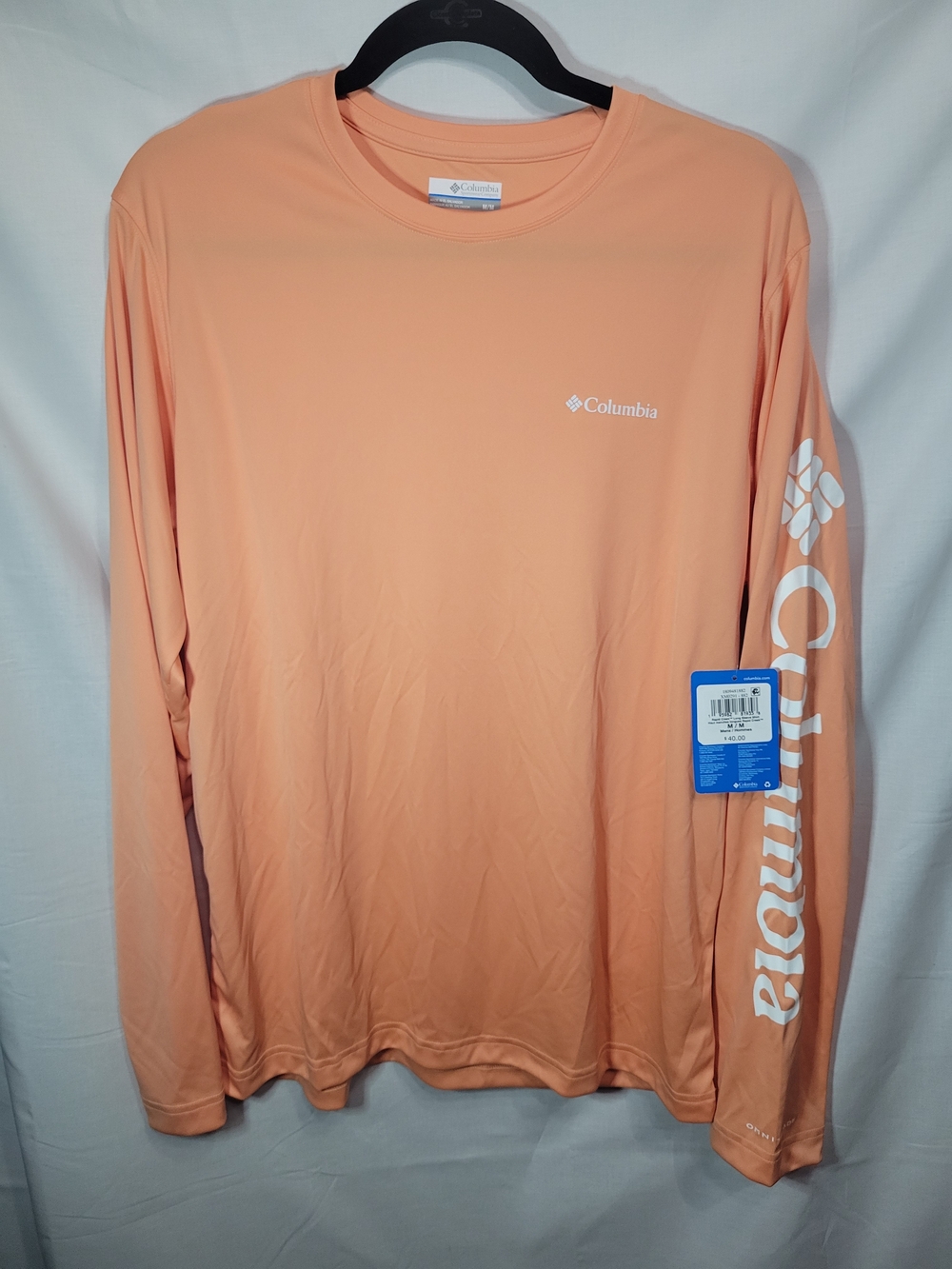Columbia Men’s Long Sleeve Performance Tee in Peach